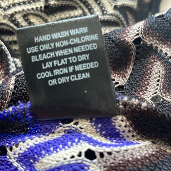 Violet B Black & Purple/Blue Knitted Drape Cardigan w/White Accent Pattern Small - Picture 7 of 7